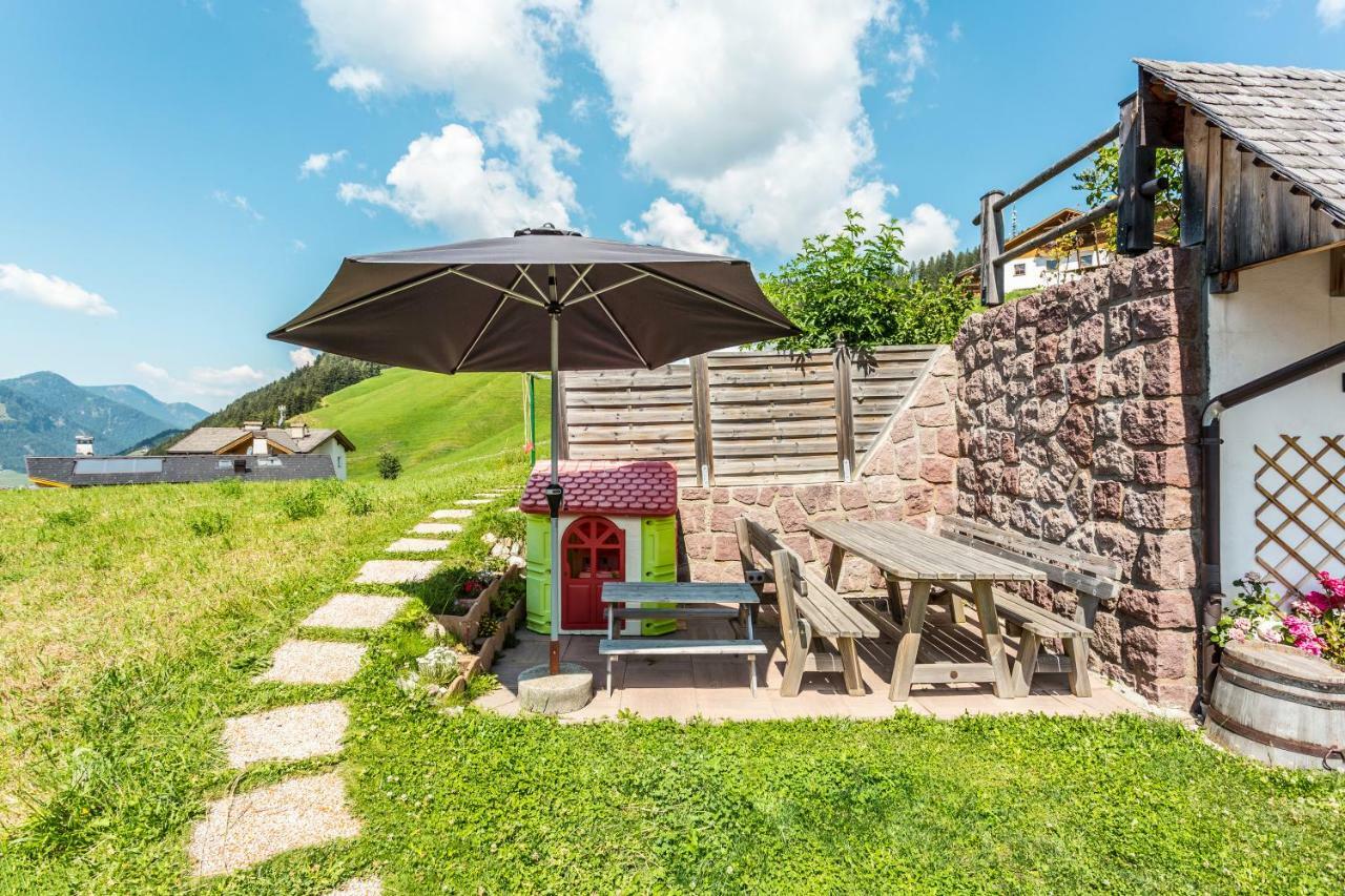 App. Sun Burdengeja Apartment Selva di Val Gardena Bagian luar foto