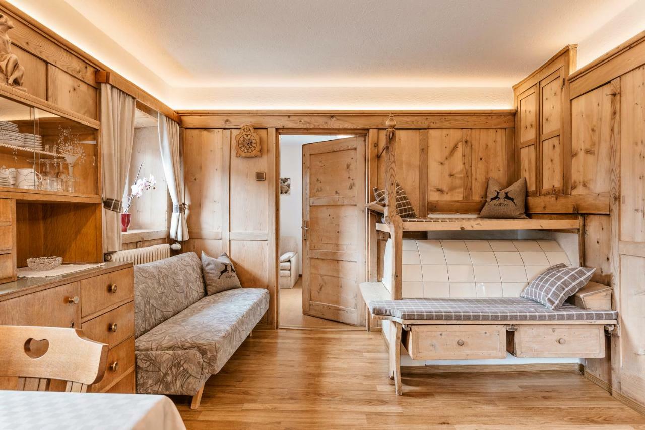 App. Sun Burdengeja Apartment Selva di Val Gardena Bagian luar foto